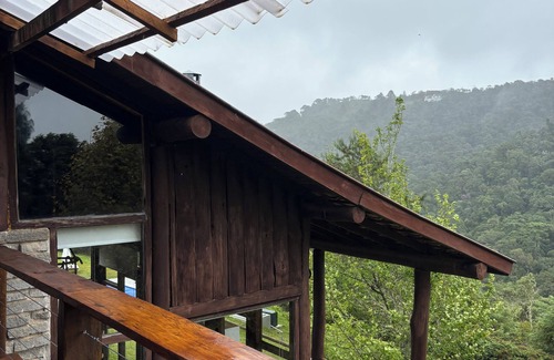 Campos do Jordao Cabin | M&H Refuge - Incredible view, hot tub and heated pool 20 minutes from the center