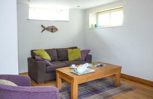 Dundon House | Bracken
