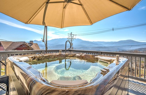 Chalet Village North Ski Chalet | BRADN NEW MountainPrimland#360 VIEW/Luxury Getaway/LARGE DECK&PORCH/GiantTheater