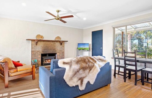 Central Tilba Cottage | Braeside Cabin Two - Alphitonia