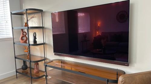 Wick House | Braeview - by Caithness Luxury Apartments NC500 - 3 Bedroom Luxury holiday home - Sleeps Work teams upto 3 & holiday makers upto 5