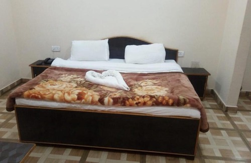 Munsyari Hotel | Brahma Kamal