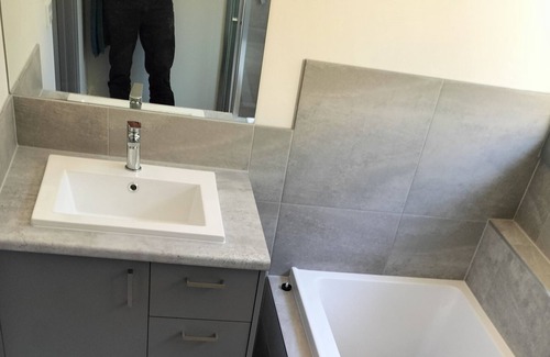 Norlane House | Brand new 2br unit in Geelong. Family friendly. Close to all Geelong offers!
