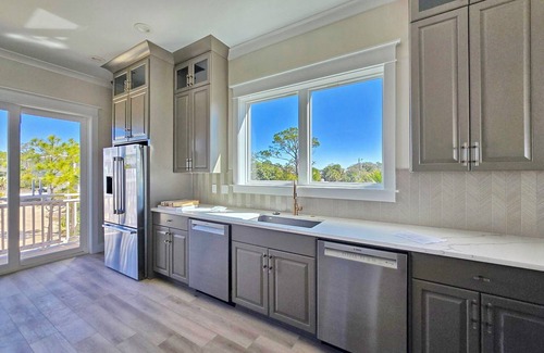 Indian Pass House | Brand New Beachfront Build, Private Pool, Pet-Friendly, Indian Pass Beaches