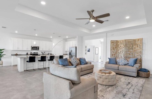 Gateway House | Brand new build 3 bed 3 bath in amazing resort