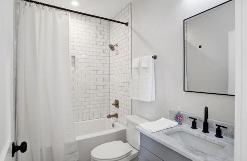Central Business District House | Brand New Cottage in Downtown Mobile! Walking-distance to Heart of Downtown!