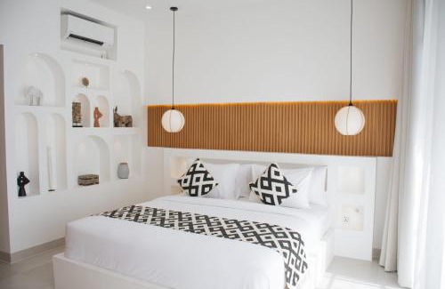 Batu Bolong House | Brand New Designer 1BR Villa