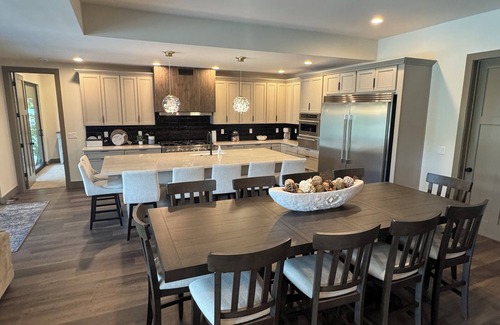 Osage Beach House | Brand New Lavish 6 bedroom Lake House with Pool and Dock in Luxurious Porta Cima