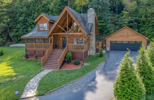 Lake Lure Cabin | Brand New Unique Cabin with a Modern feel.
