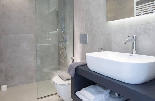 Perigiali Villa | Brand new Villa Gaia close to beach & Nidri
