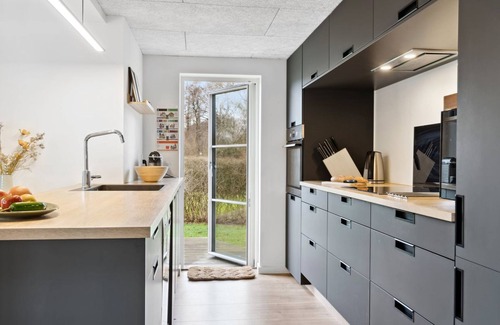 Lyngsbæk Strand House | "Branko" - 200m from the sea by Interhome