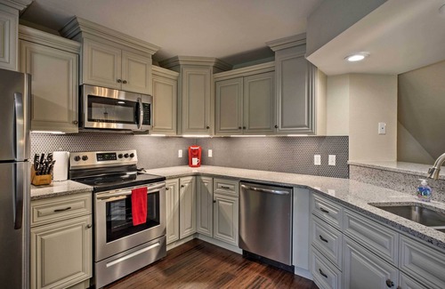 Table Rock Condo | Branson Condo w/Pool Access, Walk to Fishing