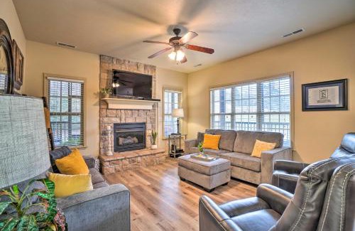 Branson West Villa | Branson West Villa with Golf Course View and Pool!