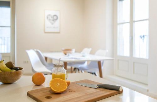 Old Town Apartment | Bravissimo Cort Reial-3B