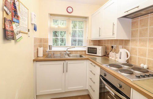 Selby Cottage | BRAYTON RETREAT, pet friendly, with a garden in Brayton
