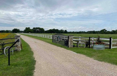 Waco House | Brazos Shores- Spectacular 4 Bedroom, 3 Bath House