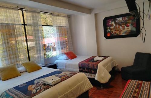 Aguas Calientes Bed & Breakfast | Brd and Brefasck Veronica