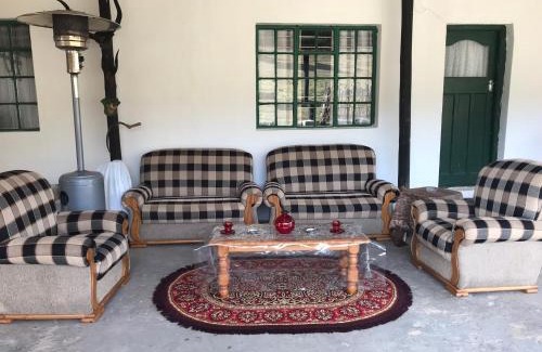 Addo House | Break Away from City lights and enjoy tranquility under the African Sky