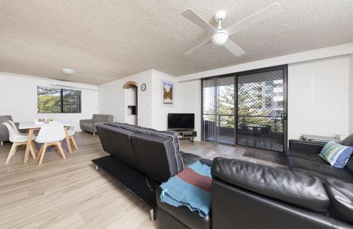 Forster Apartment | Breakers 3 - linen not included