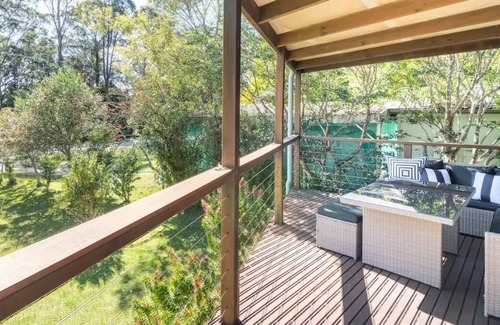 South Durras Apartment | Breakfast, linen and beach towels included