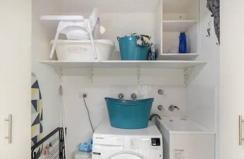 South Durras Apartment | Breakfast, linen and beach towels included