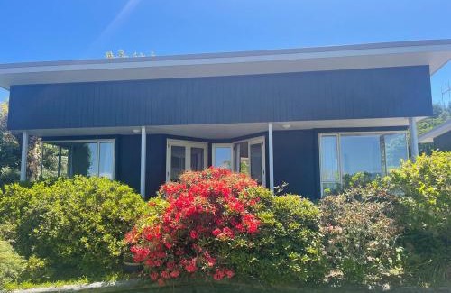 Acacia Bay Apartment | Breath Taking Views of Lake Taupo