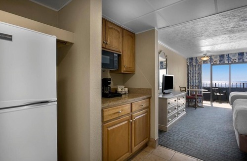 Myrtle Beach Apartment | Breathe in the Ocean Oceanfront Room 3rd Floor