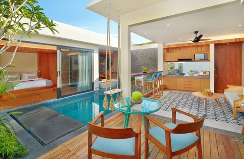 Batubelig Villa | Breathtaking 1BR Villa In Seminyak! 3Min Drive To The Square W/Private Swim Pool