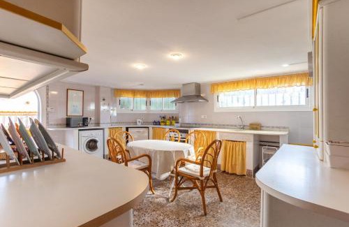 Xeraco Villa | Breathtaking Beachfront Villa in Xeraco