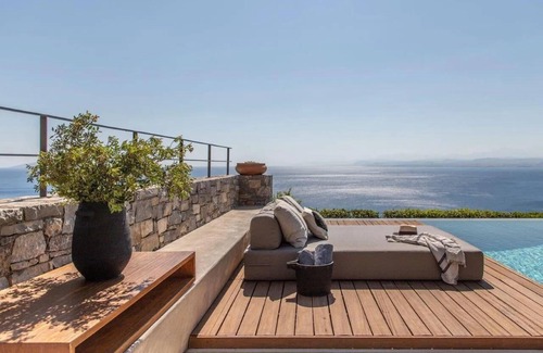 Agia Pelagia Villa | Breathtaking Views at amazing location