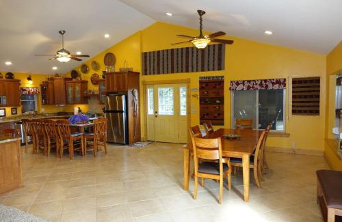 Island Park House | Breathtaking Views Close to Yellowstone