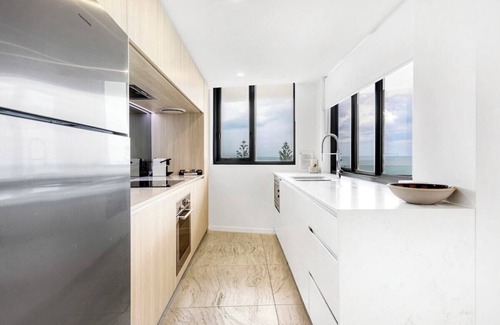 Mooloolaba Apartment | Breeze - Luxury Mooloolaba Apt with Ocean Views!
