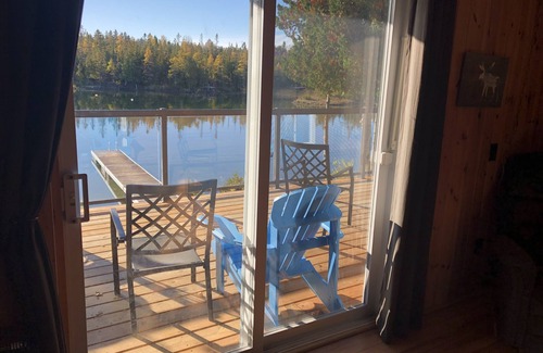 Tobermory House | Breezes By the Bay
