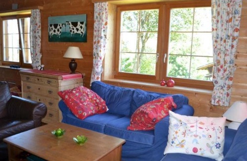 Tavanasa Apartment | Breil Apartment Sleeps 10 WiFi
