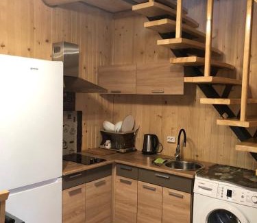 Rakhiv House | Brendushka