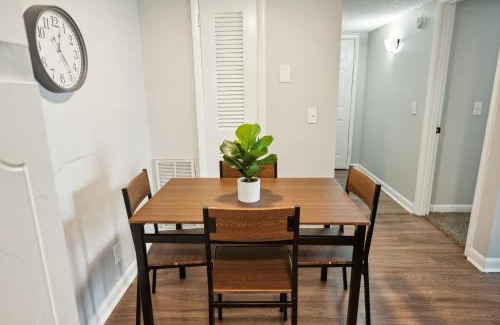 Nashville Apartment | Brentwood A2 I Cozy & Comfy I 2bd I Free Parking