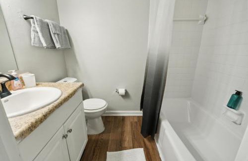 Nashville Apartment | Brentwood A2 I Cozy & Comfy I 2bd I Free Parking
