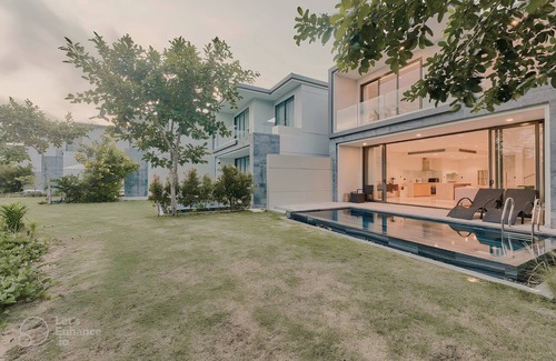 Ngu Hanh Son Villa | BRG GolfView Hideaway w/PrivatePool.3BRVilla.Near Beach.Free PICKUP.Pet Friendly