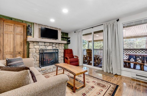 Sugar Mountain Apartment | Briarcliff E24