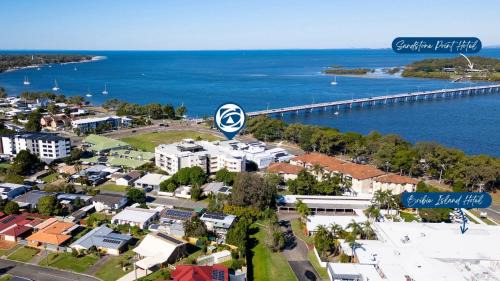 Bellara House | Bribie Beach View Retreat