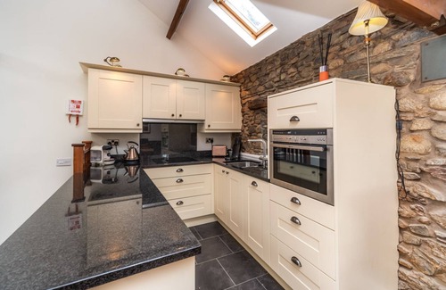 Keswick Cottage | Bridge Mews - a mew that sleeps 2 guests in 1 bedroom
