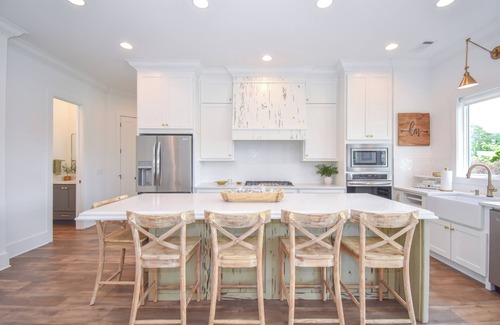 Alexander City House | Bridge View Retreat, Bridge View Retreat- Luxurious 4Br -Lake Martin Home