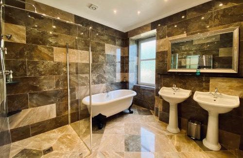 Girvan Hotel | Bridgemill