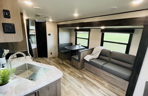 Bozeman House | Bridger Basecamper 3