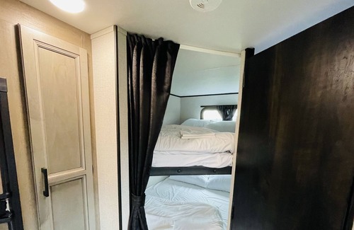 Bozeman House | Bridger Basecamper 3
