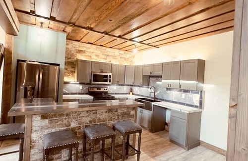 Bozeman House | Bridger View Barn West