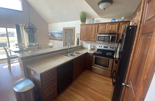 Spirit Lake Cabin | Bridges Bay cabin#52 - sleeps 10