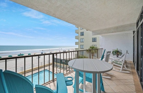 Myrtle Beach Condo | Brigadune 3BR with Direct Oceanfront View - Pool!