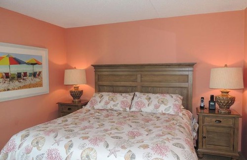 Myrtle Beach Apartment | Brigadune 3f 3br 2ba Oceanfront Condo Near Popular Shore Drive