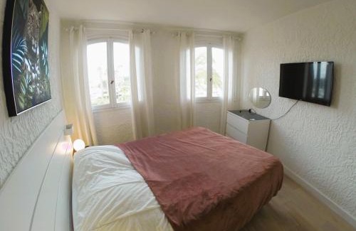 Port Cogolin Apartment | Brigantine111 - Golfe de Saint-Tropez - Appartement climatisé avec vue sur la marina